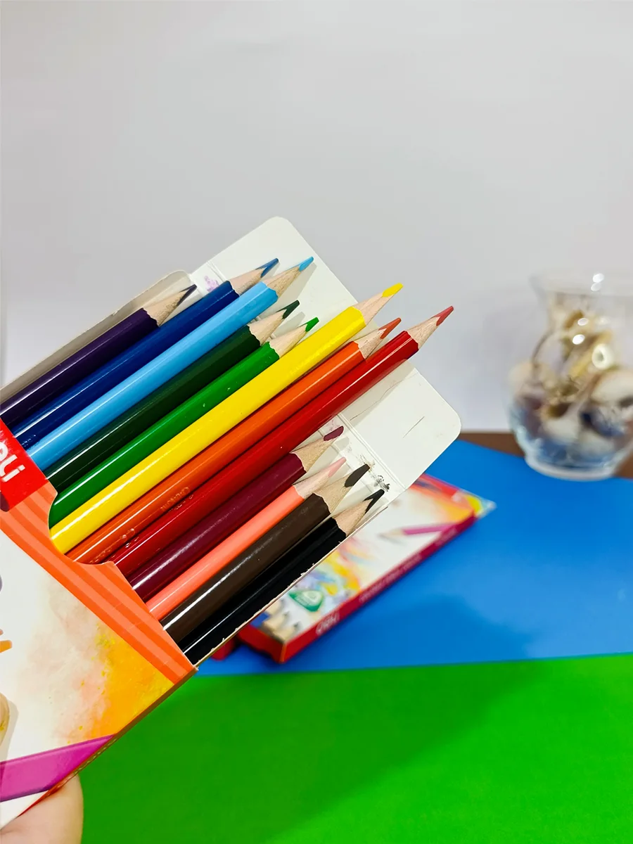 Deli 12-color colored pencils-ColoRun model